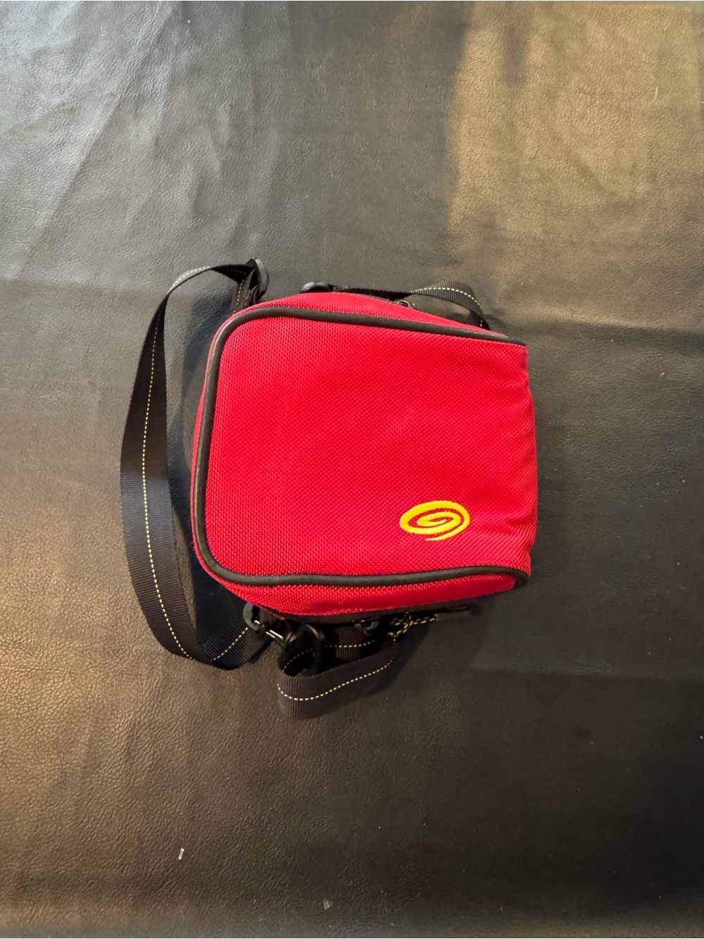 Timbuk2 Euro Tote Vertical Crossbody Shoulder Organizer Bag